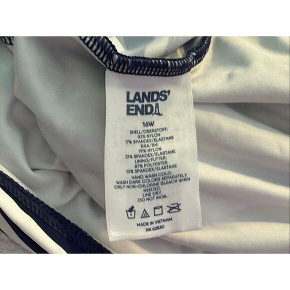 Lands’ End Women’s Strapless Swim Tankini Top Size 16W - Picture 3 of 7